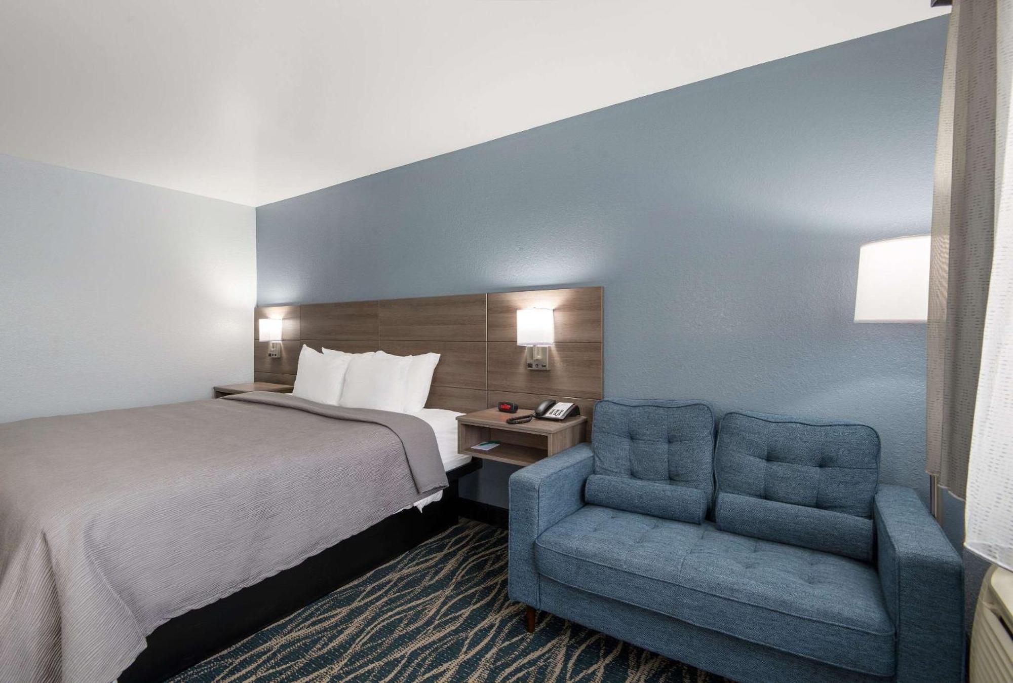 Quality Inn Oneida Екстериор снимка
